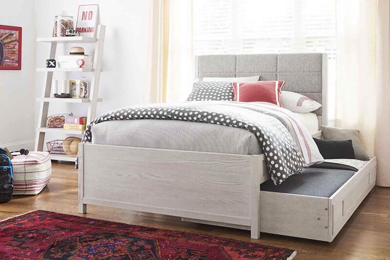 Universal youth furniture deals